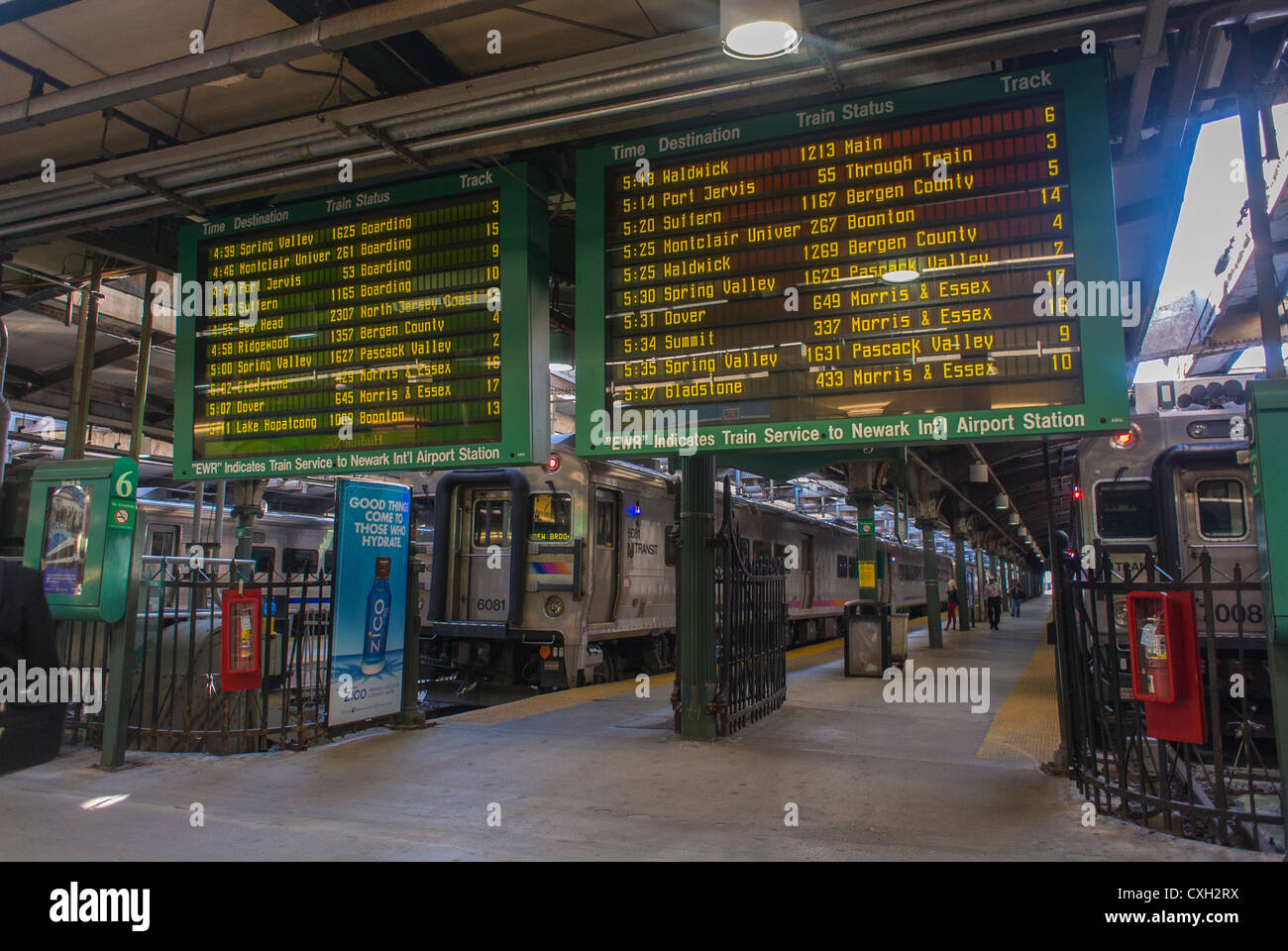 Hoboken, New Jersey, USA, New York City Area, NJ Transit Stazione ferroviaria, 'Hoboken Terminal' 'Departures Board' Foto Stock