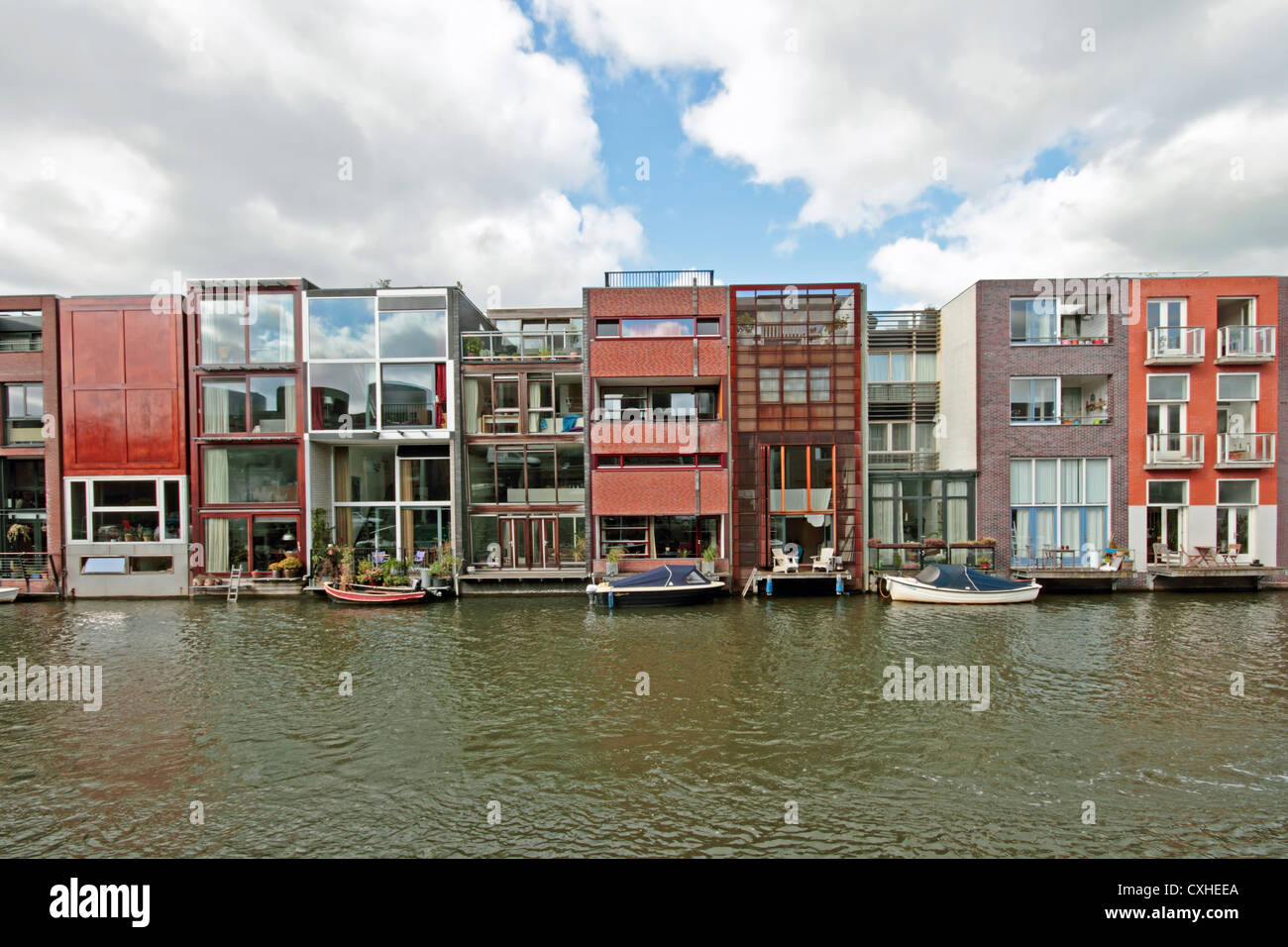 Diverse case moderne in Amsterdam Paesi Bassi Foto Stock