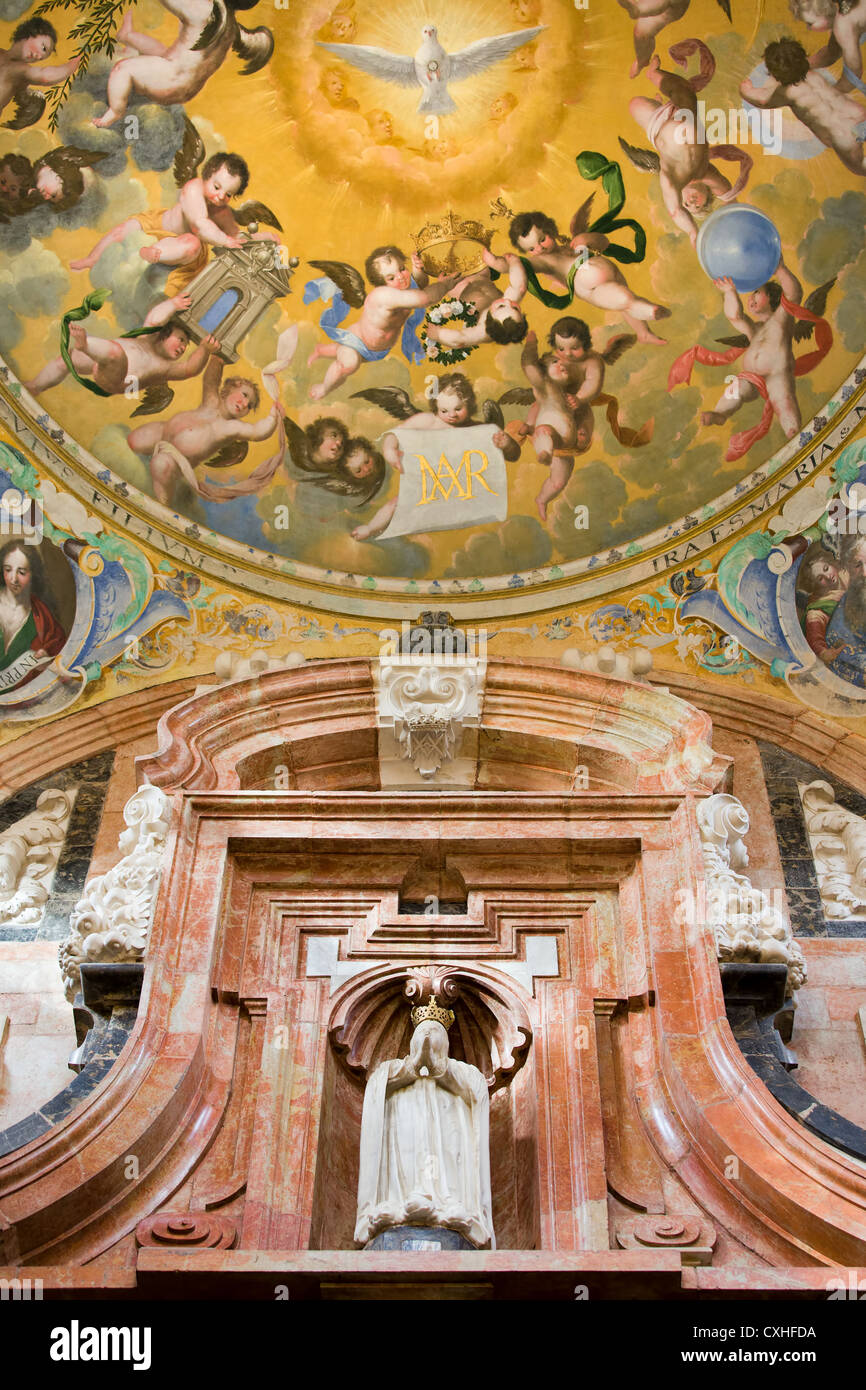 Dipinti sul soffitto della Cattedrale Mezquita (la grande moschea) interni a cordoba, Spagna, regione andalusia. Foto Stock