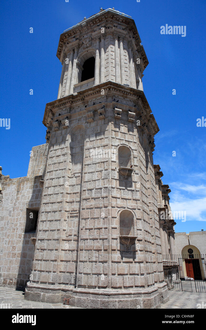 Chiesa di Santo Domingo (XVIII secolo), Arequipa, Perù Foto Stock