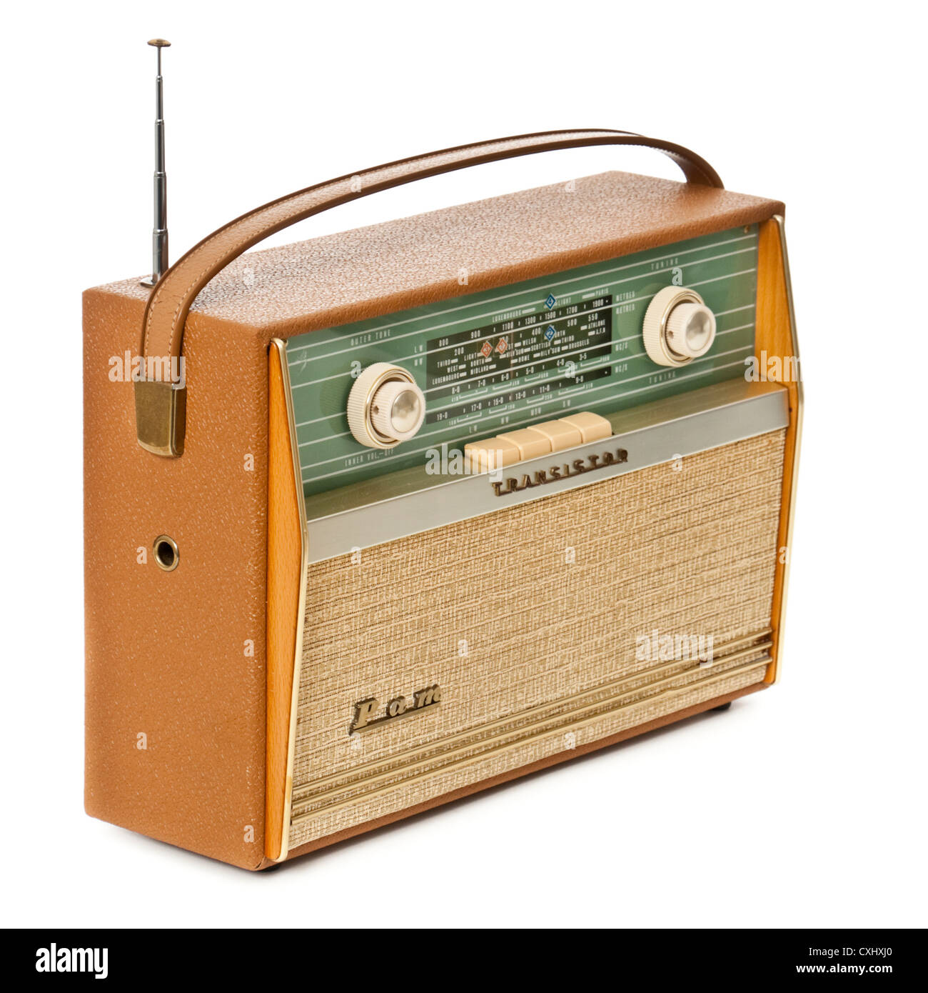 L'annata 1961 portable radio a transistor (modello Courier TB81) da PAM. Riproduttori Pamphonic Ltd è stata fondata nel 1932. Foto Stock