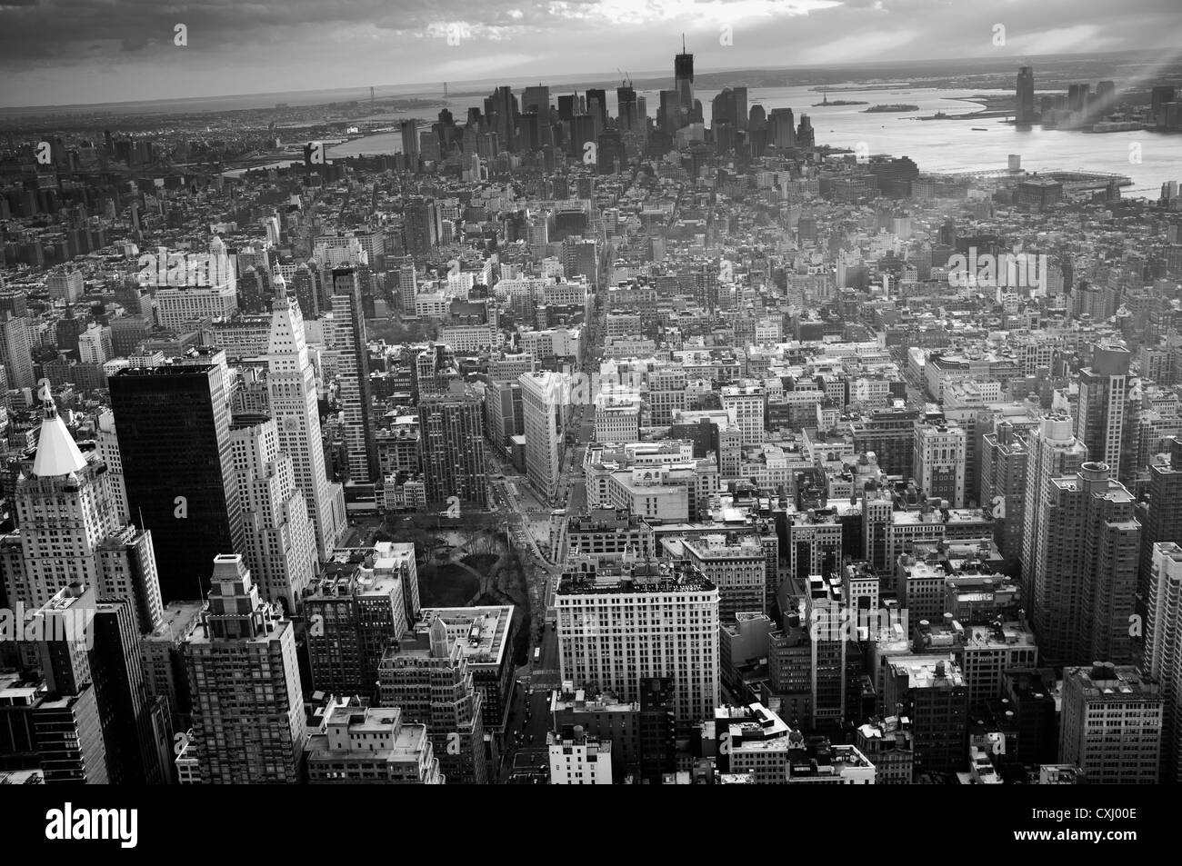 New York da Empire State Building in bianco e nero Foto Stock