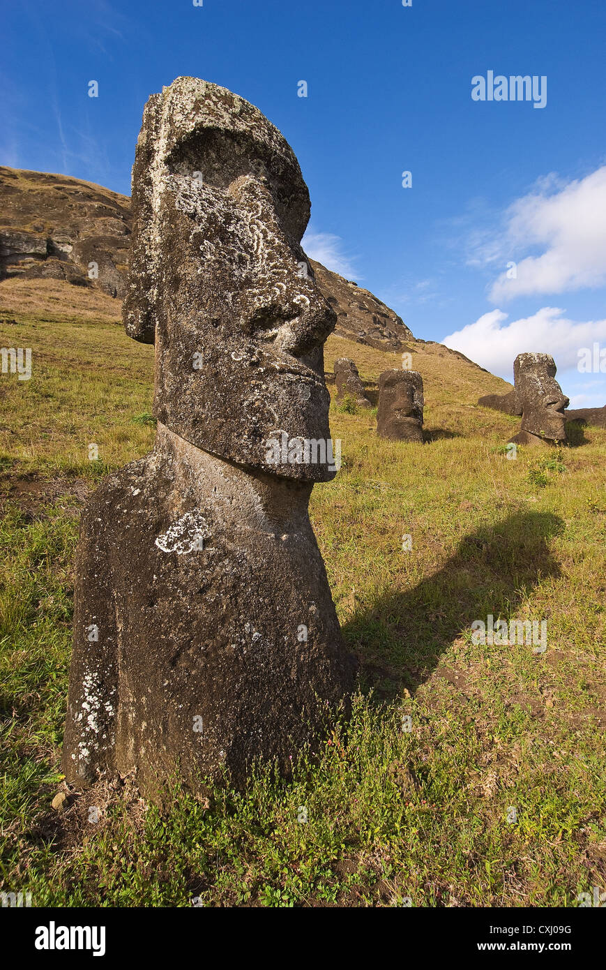 Elk198-5269v Cile, Isola di Pasqua, Rano Raraku, moai statue Foto Stock