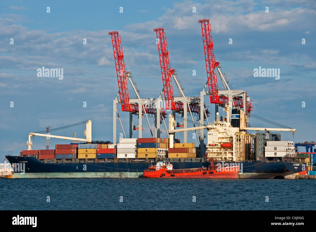Porto di Odessa di gru per il caricamento di navi portacontainer Foto Stock