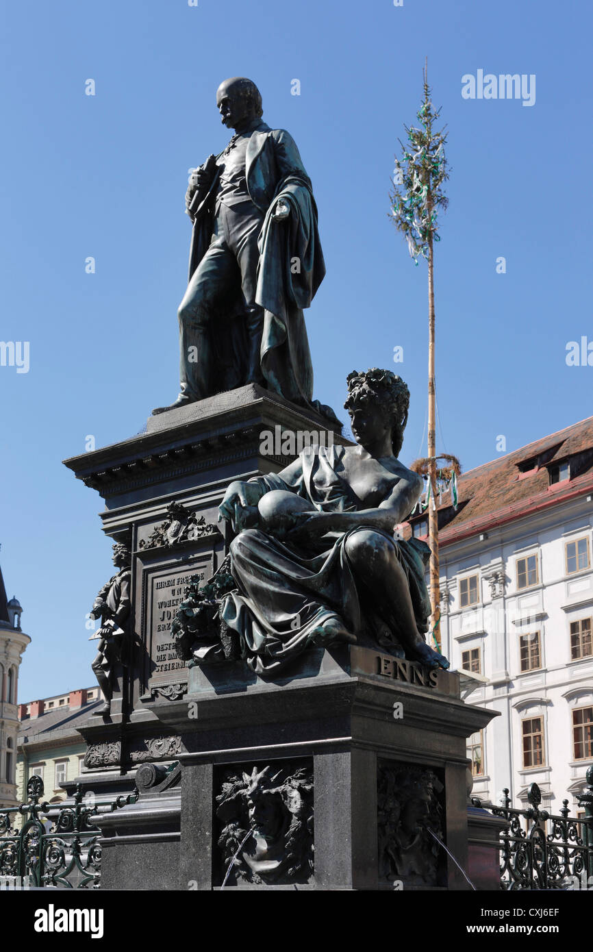 L'Austria, la Stiria, Graz, vista di Erzherzog Johann Fontana a piazza Hauptplatz Foto Stock