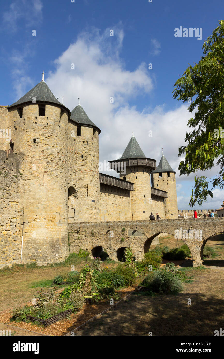 Carcassonne città medievale, la Cite, Chateau Comtal, Aud, Roussillon Languedoc, Francia Foto Stock