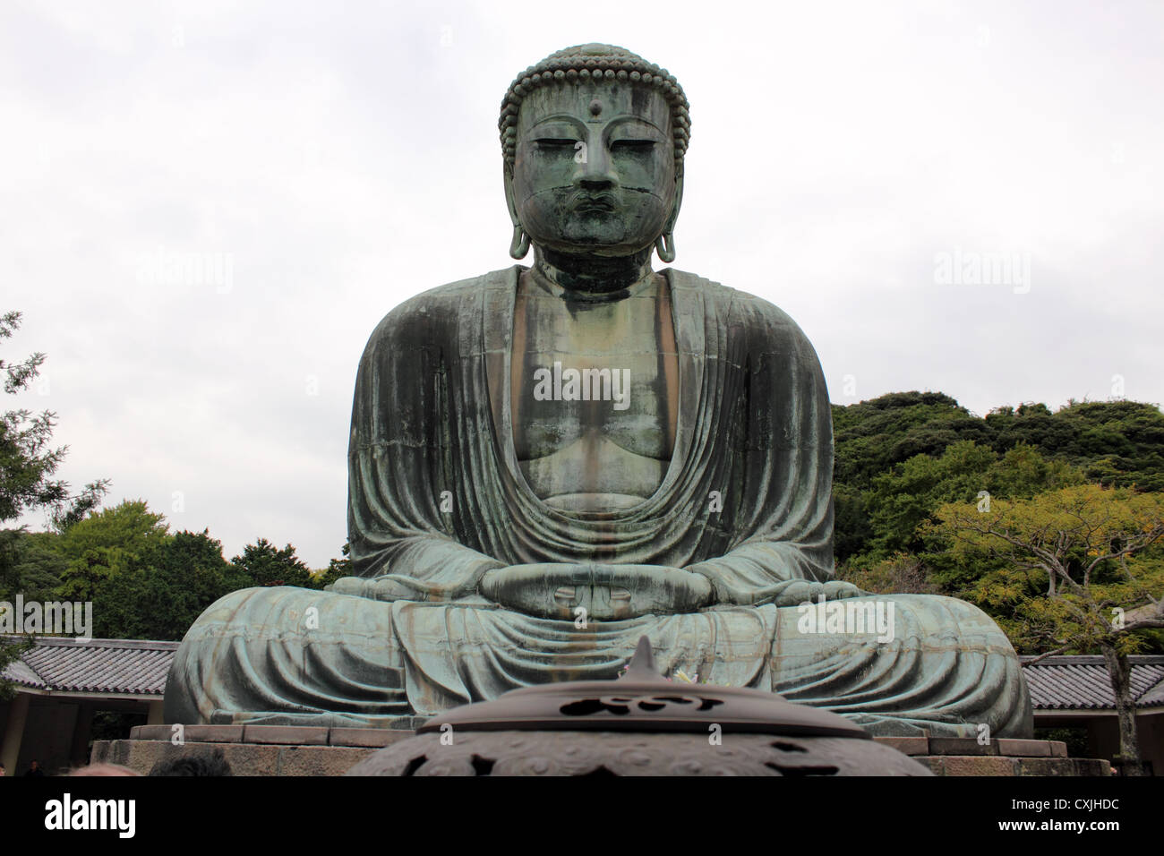 Vista del Buddha gigante di Kamakura vicino a Yokohama Giappone Foto Stock