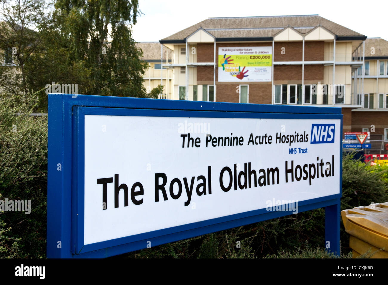 Ingresso principale al Royal Hospital di Oldham, Oldham, Greater Manchester, Inghilterra, Regno Unito Foto Stock