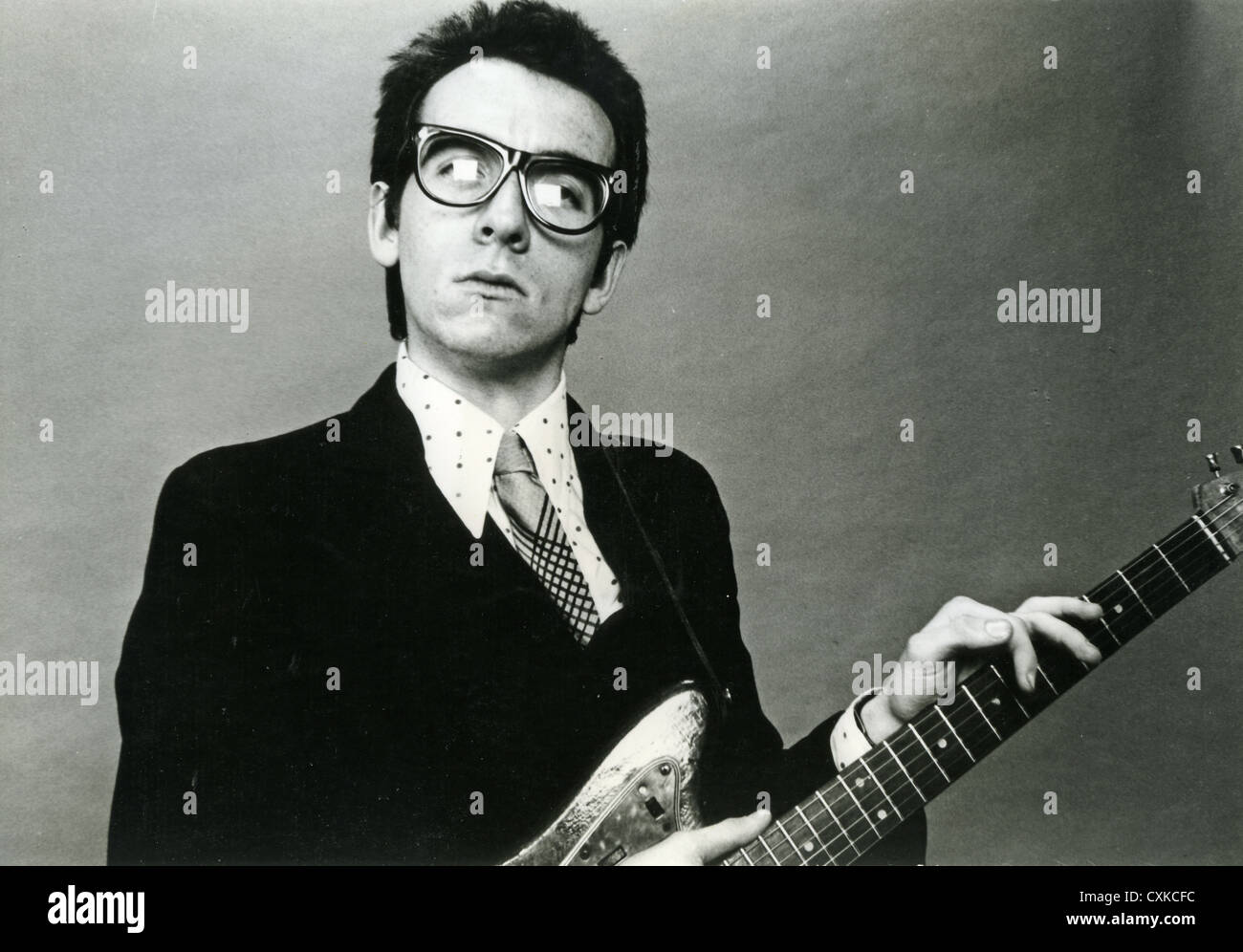 ELVIS COSTELLO foto promozionale del Regno Unito musicista rock circa 1980 Foto Stock