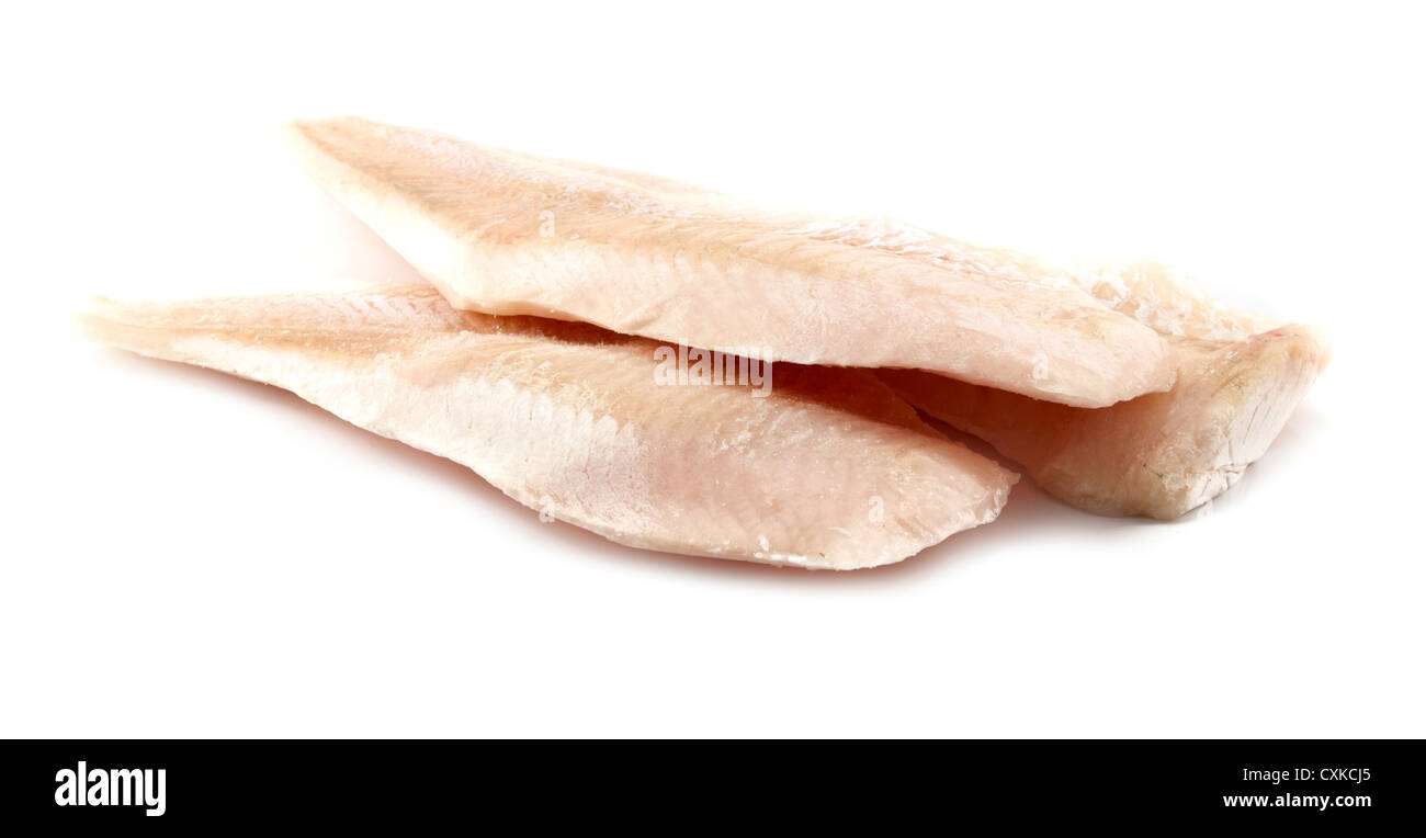 Tre filetti di merluzzo bianco isolato su uno sfondo bianco Foto Stock
