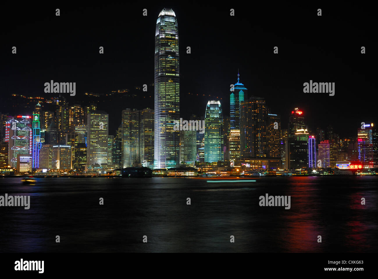 Hong Kong skyline di notte. Foto Stock