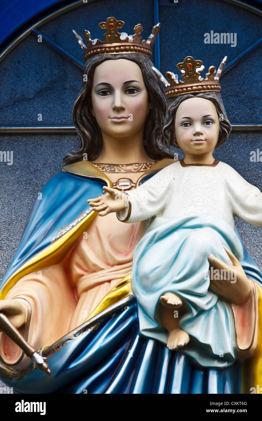 La beata Vergine Maria con Gesù bambino Foto Stock
