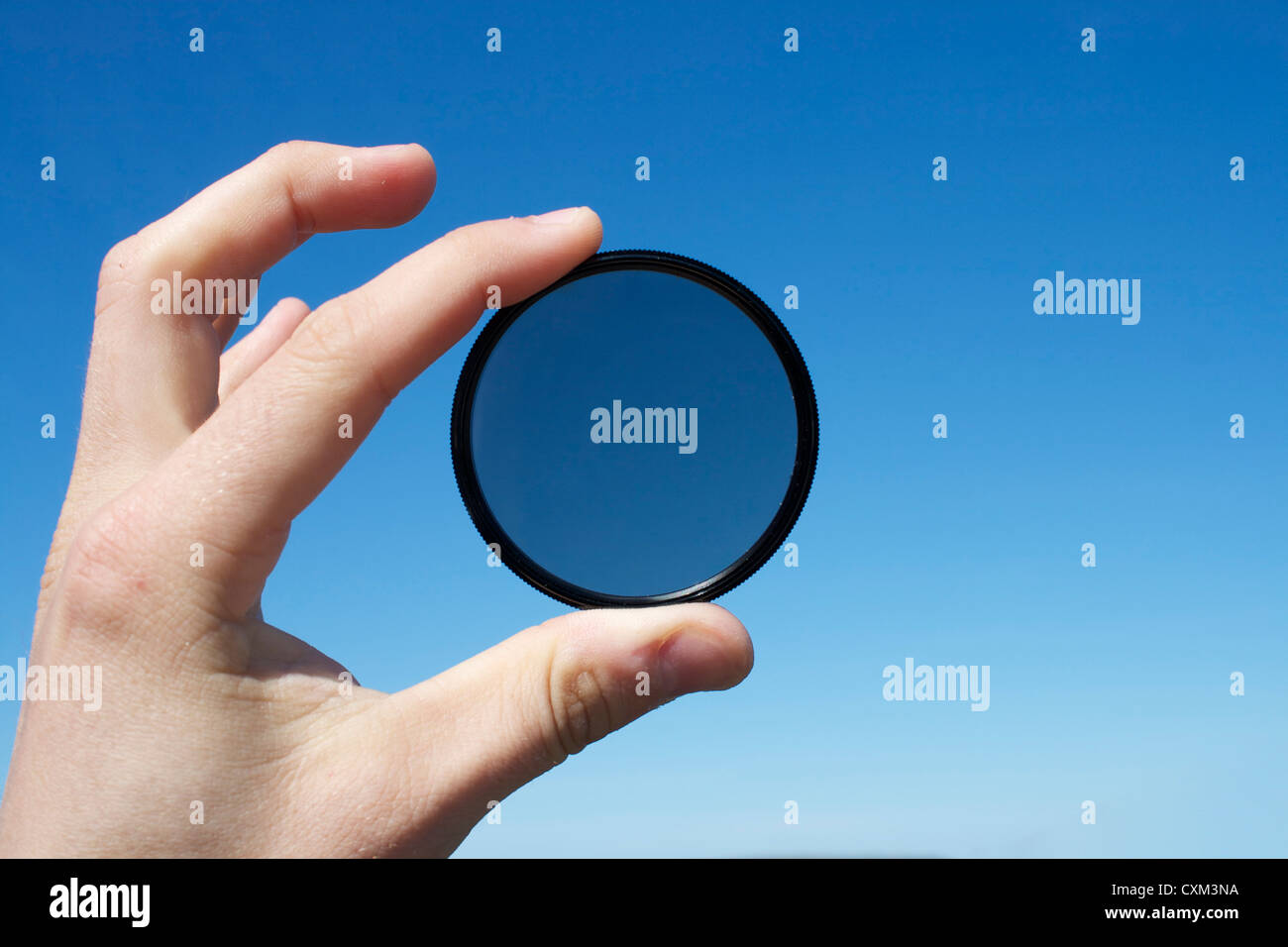 Filtro di polarizzazione per la fotografia articolo o qualcosa del genere Foto Stock