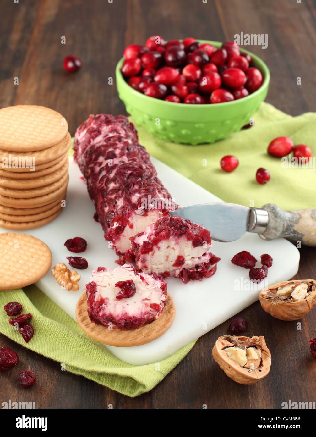 Cranberries cannella formaggio di capra e crackers Foto Stock