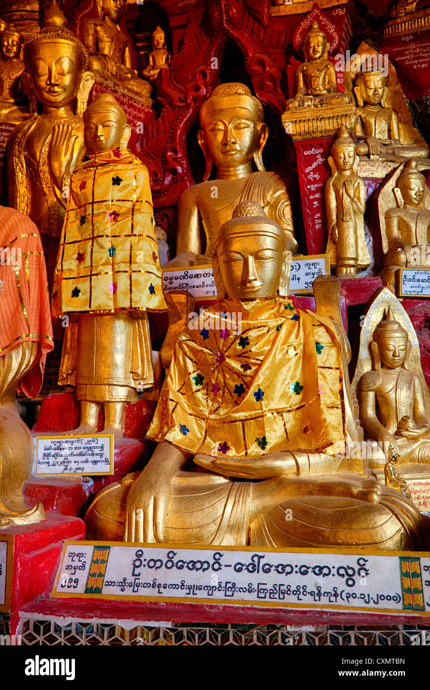Statue di Buddha in Shwe Oo Min Grotta Pindaya, Stato Shan, MYANMAR Birmania. Foto Stock