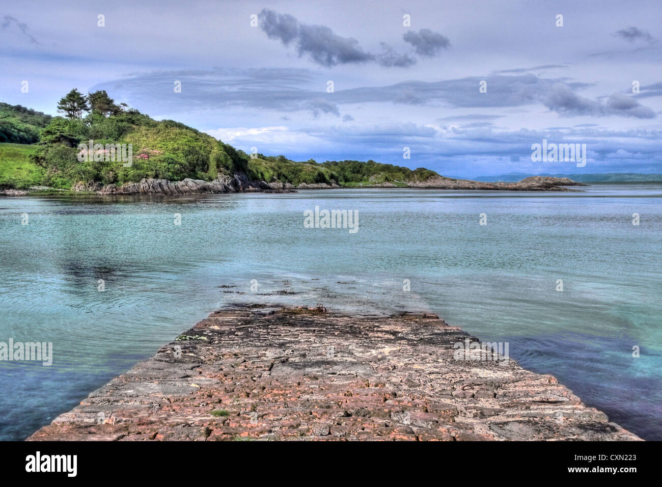 Pontile Ardlussa Bay sull isola di Jura, Meridionale Ebridi Interne, Scozia Foto Stock