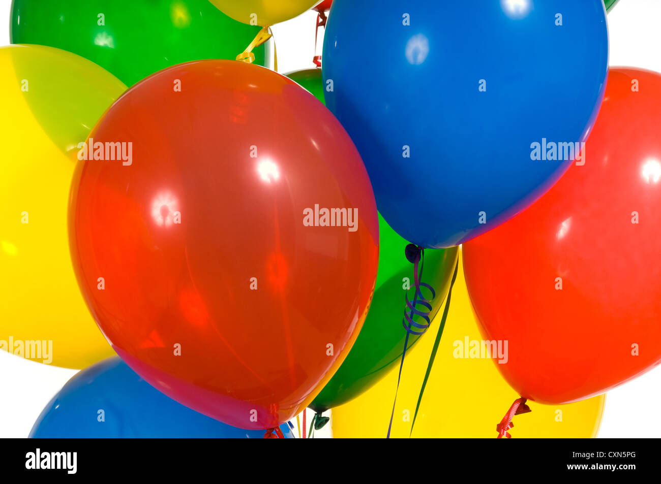 Colore primario party palloncini per uno sfondo Foto Stock Colore primario party palloncini per uno sfondo Foto Stock