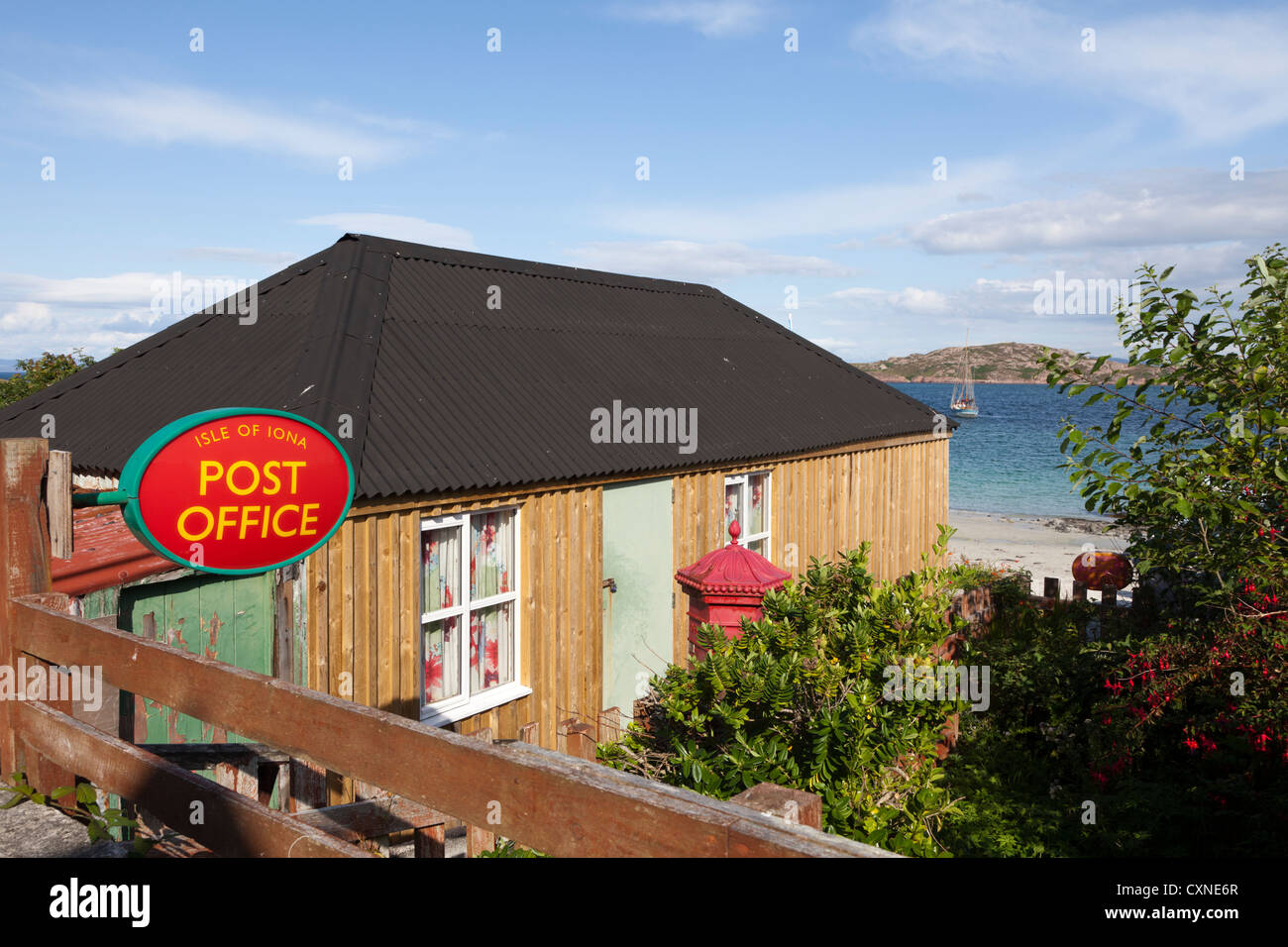 Il Post Office a Baile Mor a Iona, off The Isle of Mull, Ebridi Interne, Argyll and Bute, Scotland, Regno Unito Foto Stock