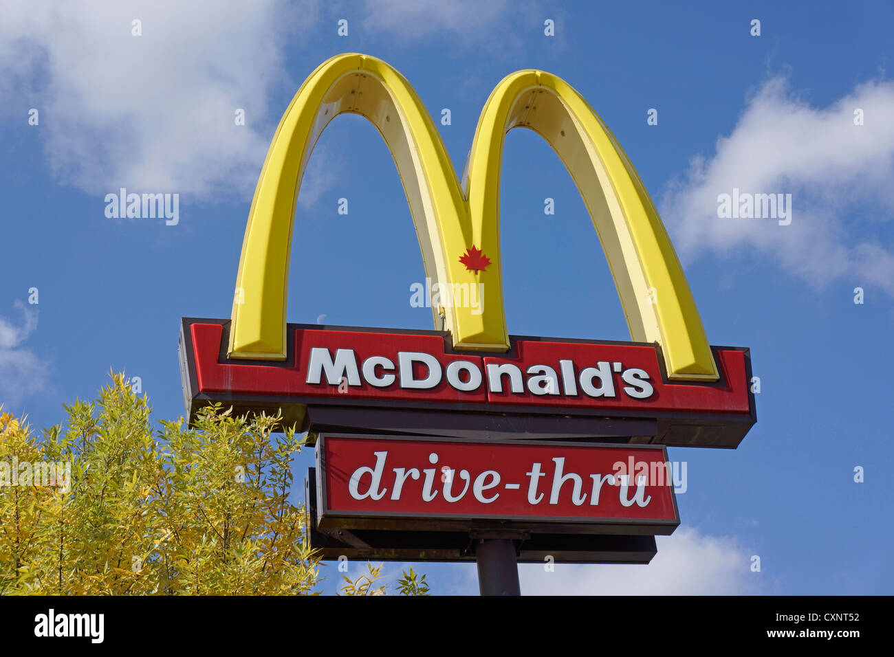 McDonald's Sign, Drive-Thru, Canada Foto Stock