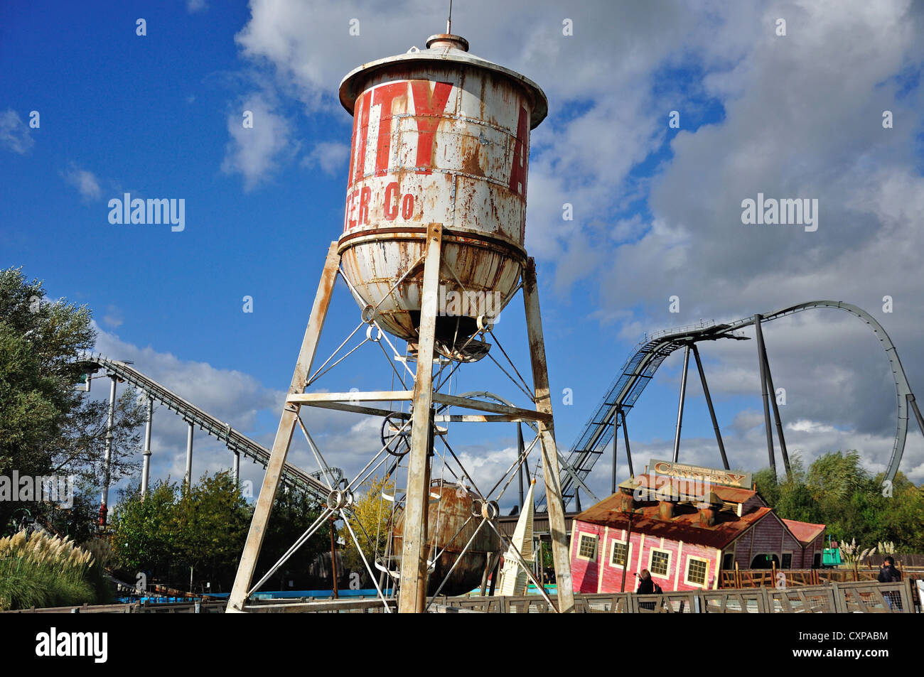 "Maremoto' ride a Thorpe Park Theme Park, Chertsey, Surrey, England, Regno Unito Foto Stock
