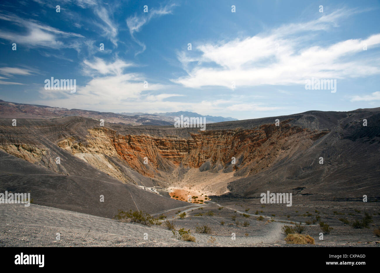 Ubehebe cratere vulcanico, Parco Nazionale della Valle della Morte, California, Stati Uniti d'America Foto Stock