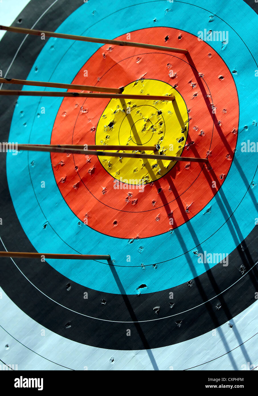 Target,Circle,freccia,Tiro con l'arco,colore descrittivo,concetti,concorso,tiro al bersaglio,Target,Shoot,Bull Eye,sport,Focus Foto Stock