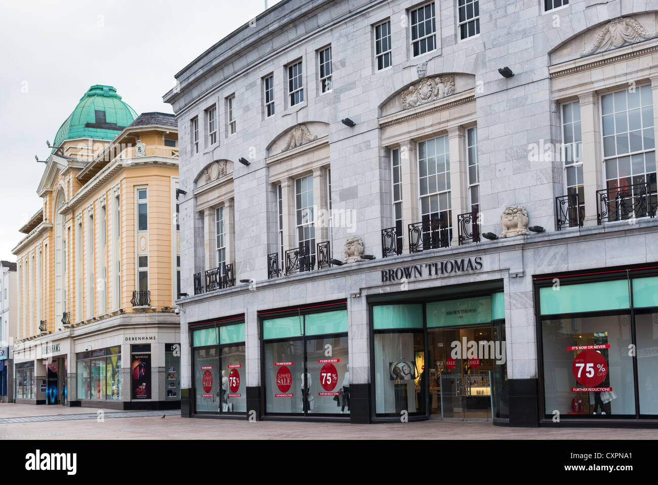 Grandi magazzini di St Patrick Street, nel centro cittadino di Cork, Repubblica di Irlanda. Foto Stock