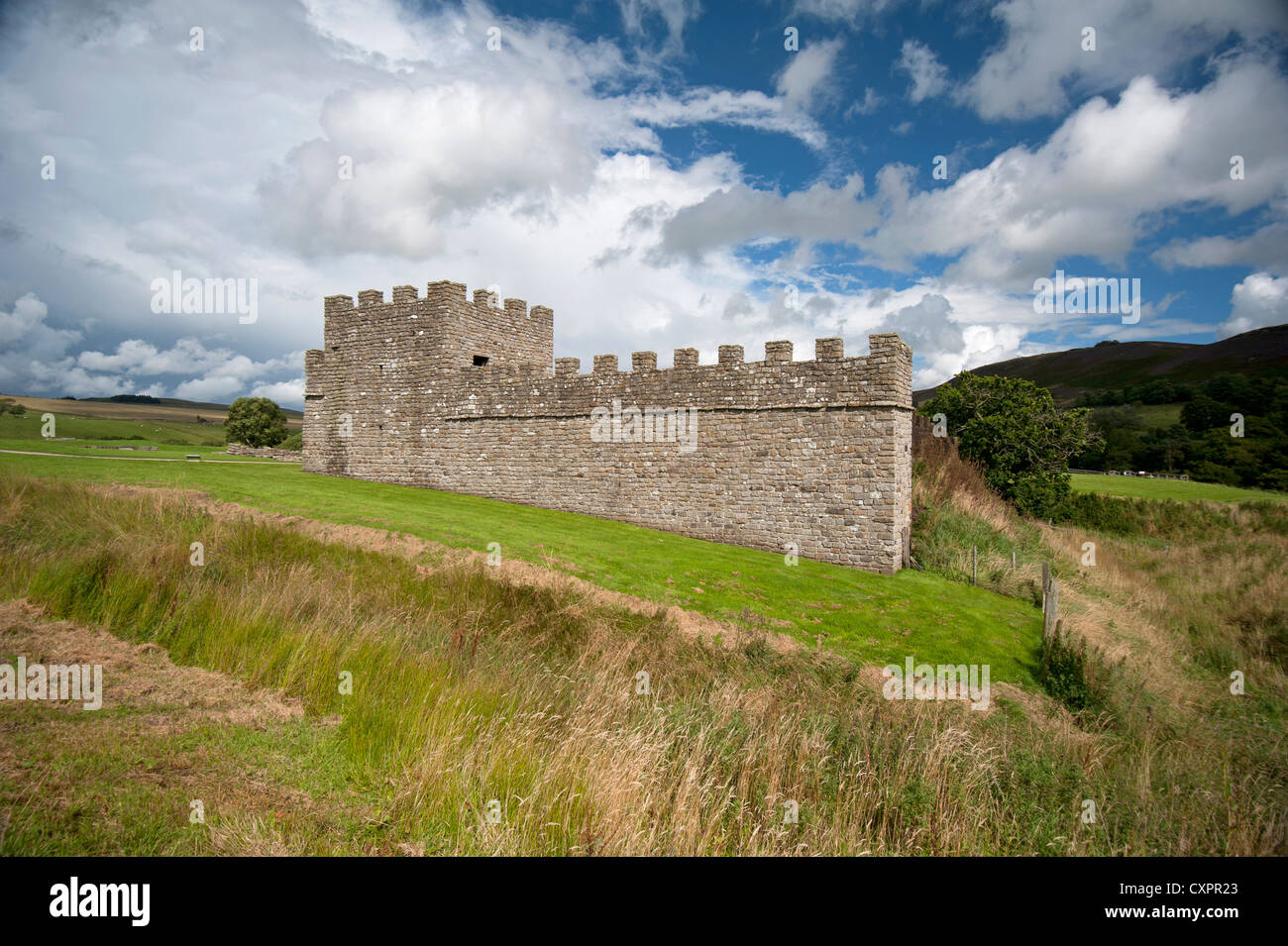 Il romano ricostruito forte di Vindolanda vicino Bardon Mulino è Sito del Patrimonio Mondiale, Northumberland. SCO 8630 Foto Stock