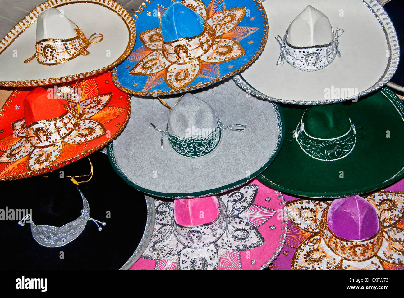 Sombreros al Mercado de San Juan de Dios nel centro di Guadalajara Foto Stock