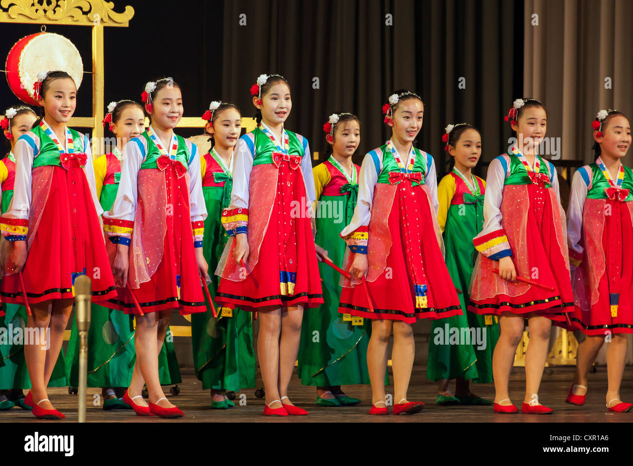 Popoli democratici la Repubblica di Corea (DPRK), Corea del Nord Pyongyang, Mangyongdae scolari's Palace Foto Stock