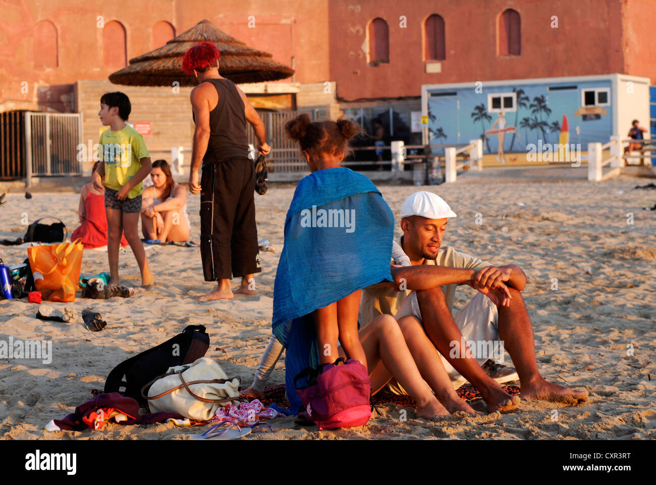 Plage des Catalans Beach, Corniche Presidente Kennedy, Marseille Provence Alpes Cote d Azur, Bouches du Rhone, Francia Foto Stock