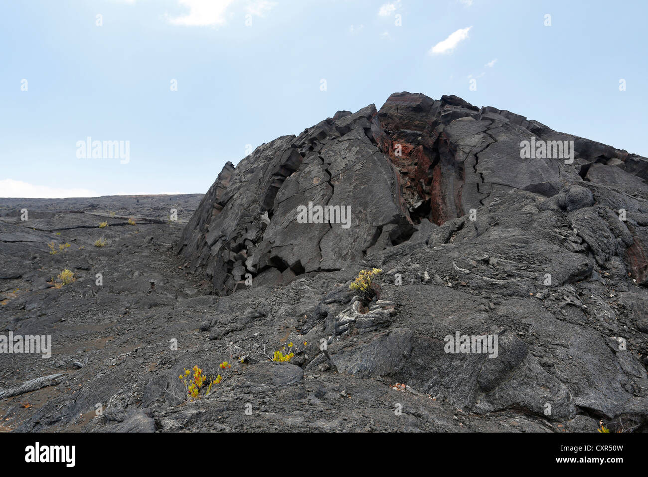 Collina vulcanica, chiamato anche tumulo, nella parte orientale della zona di rift, UAE Desert Trail, Parco Nazionale dei Vulcani delle Hawaii, Big Island Foto Stock