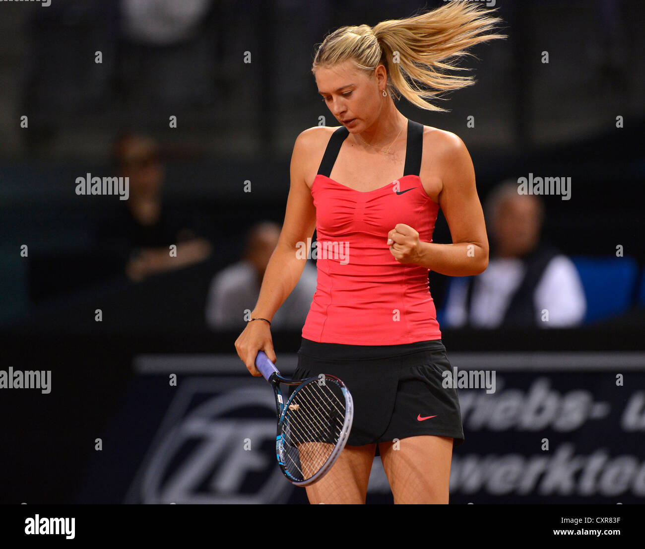 Maria Sharapova, RUS, Porsche Tennis Grand Prix, Porsche Cup femminile, i tour, Porsche-Arena, Stoccarda, Baden-Wuerttemberg Foto Stock