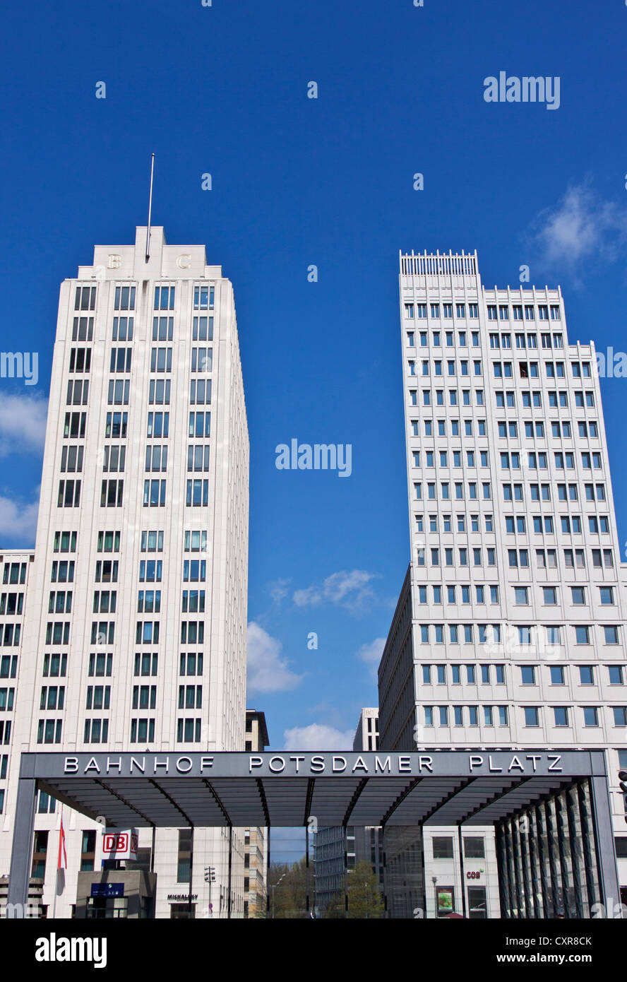 Grattacieli in Potsdamer Platz, Beisheim Center con il Ritz Carlton Hotel, Potsdamer Platz e il Tiergarten trimestre Foto Stock