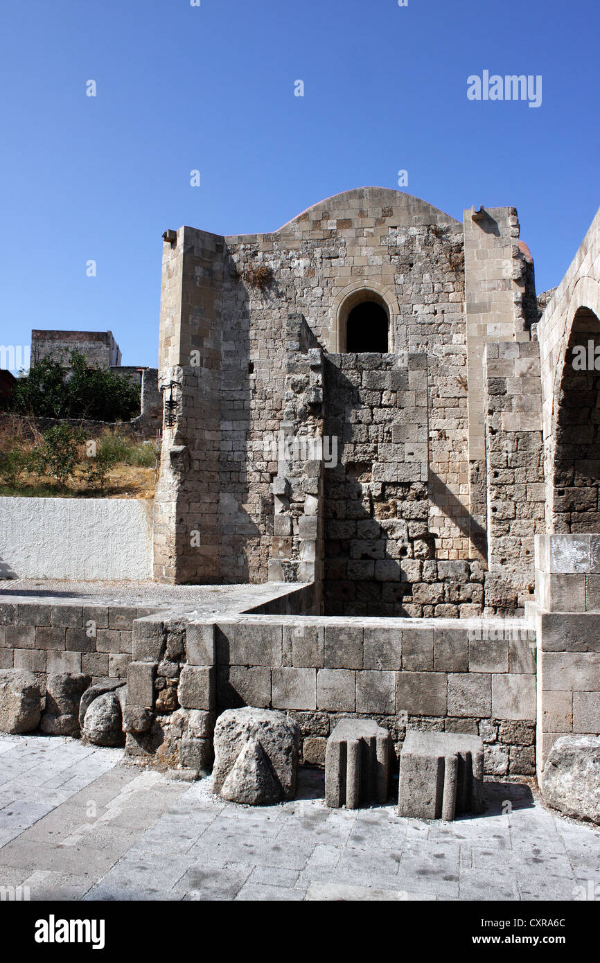 LA GUERRA MONDIALE 2 ROVINA DELLA VERGINE DEL BURGH (BURG) CHIESA RHODES CITTÀ VECCHIA. RODI. Foto Stock