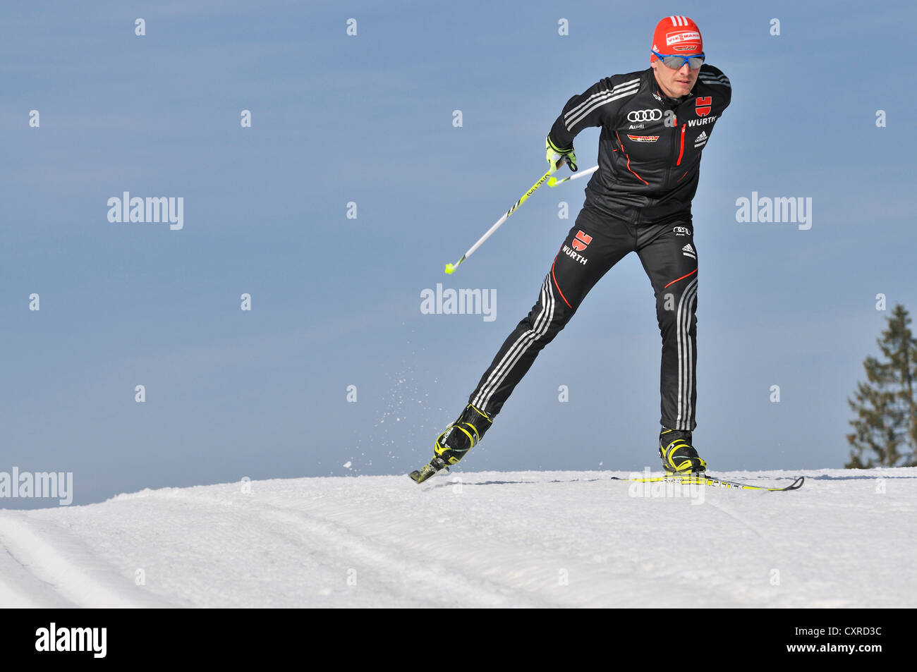 Sci di fondo, Tobias Angerer, Hemmersuppenalm alp, Reit im Winkl, regione Chiemgau, Alta Baviera, Baviera Foto Stock