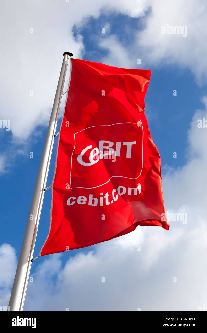 Bandiera con il logo CeBIT, international computer Expo di Hannover, Bassa Sassonia, Germania, Europa Foto Stock