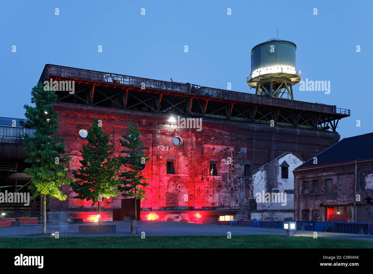 Jahrhunderthalle, Centennial Hall, illuminata, vista da Westpark, Extraschicht, Evento Notte di industria cultura, Bochum Foto Stock