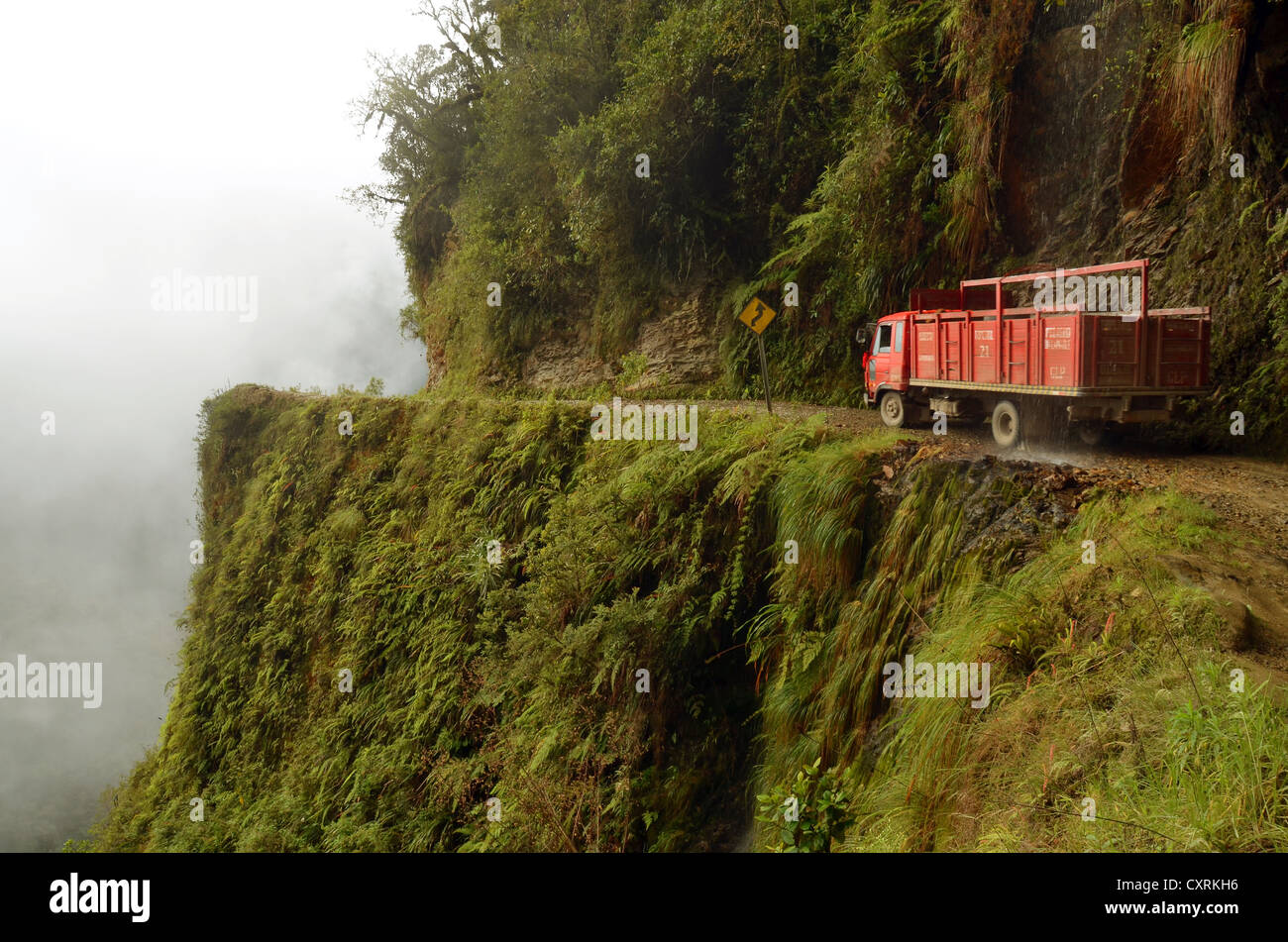 Camino de la muerte, morte road, la strada molto pericolosa in tutto il mondo, nei pressi di La Paz, Bolivia, SUD AMERICA Foto Stock