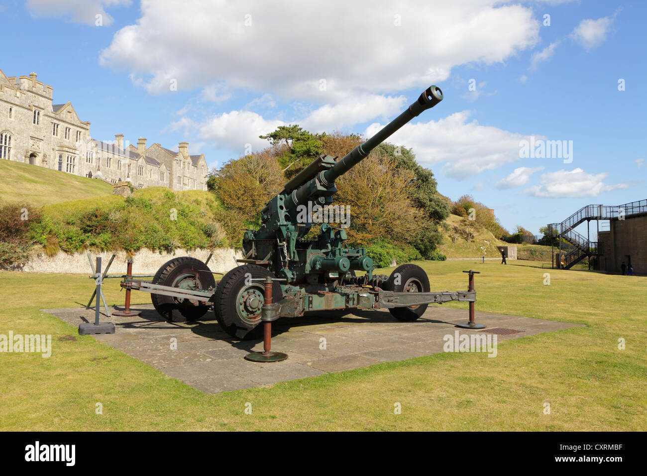 Arma di artiglieria presso il castello di Dover nel Kent England Regno Unito GB Foto Stock