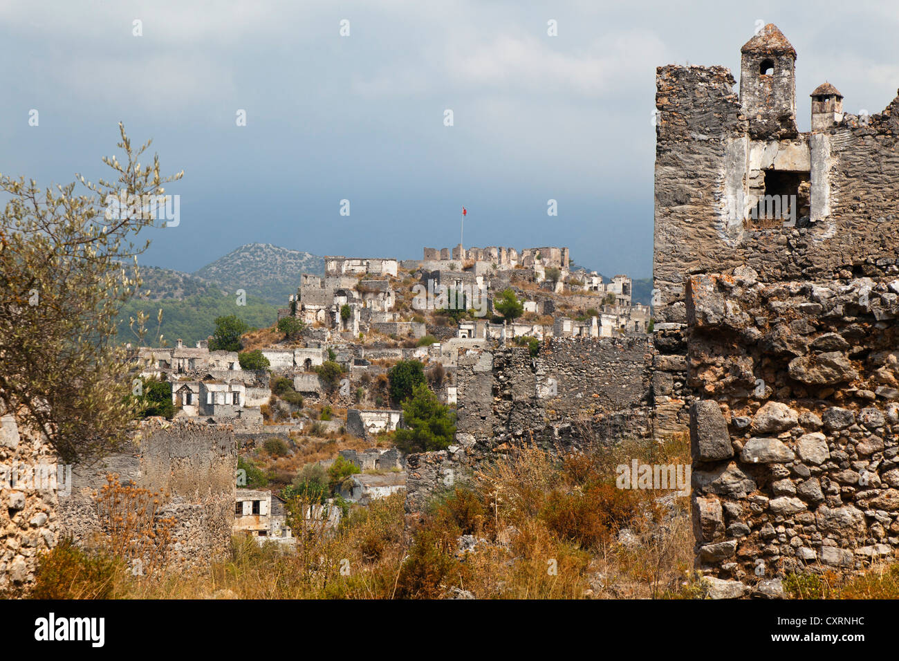 Città fantasma di Kayakoey vicino a Fethiye, ex Levissi, Lycia, Mare mediterraneo, Turchia, Asia Minore Foto Stock