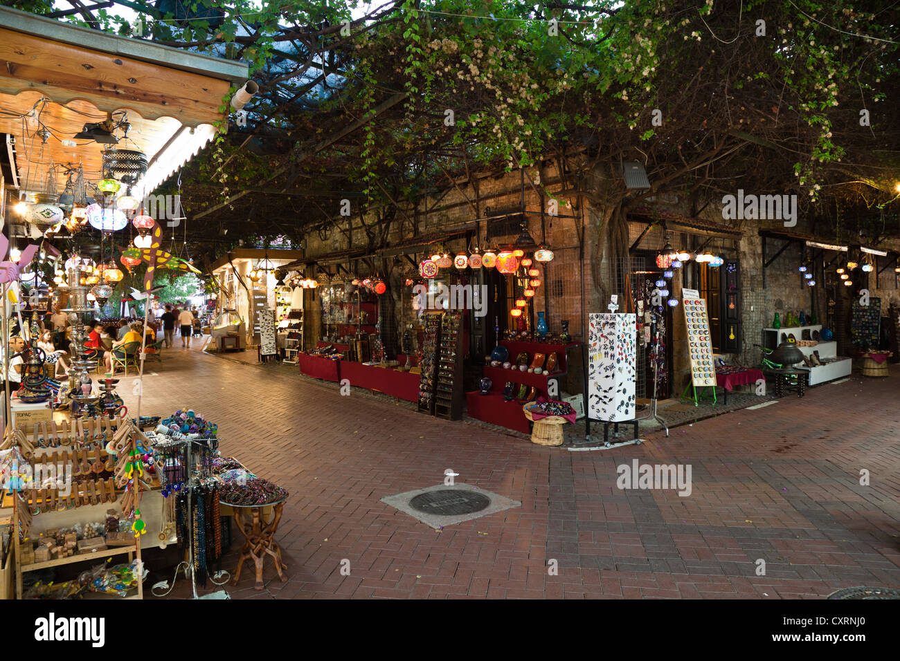 Bazaar nel quartiere storico di Fethiye, Lycian coast, Lycia, Turchia Foto Stock