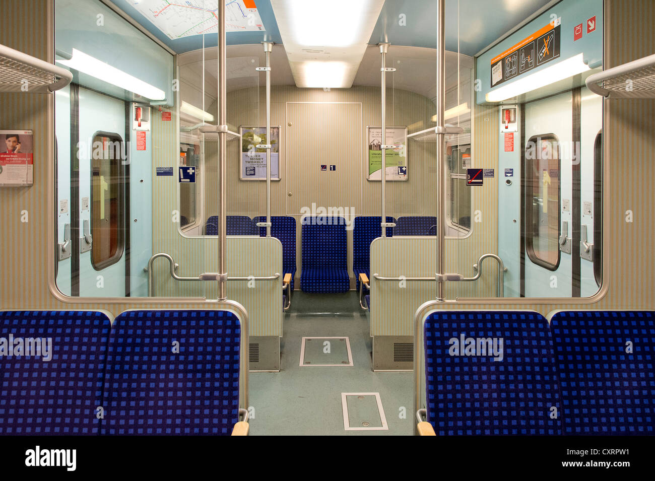 Prima classe treno suburbano vano, Stoccarda, Baden-Wuerttemberg Foto Stock
