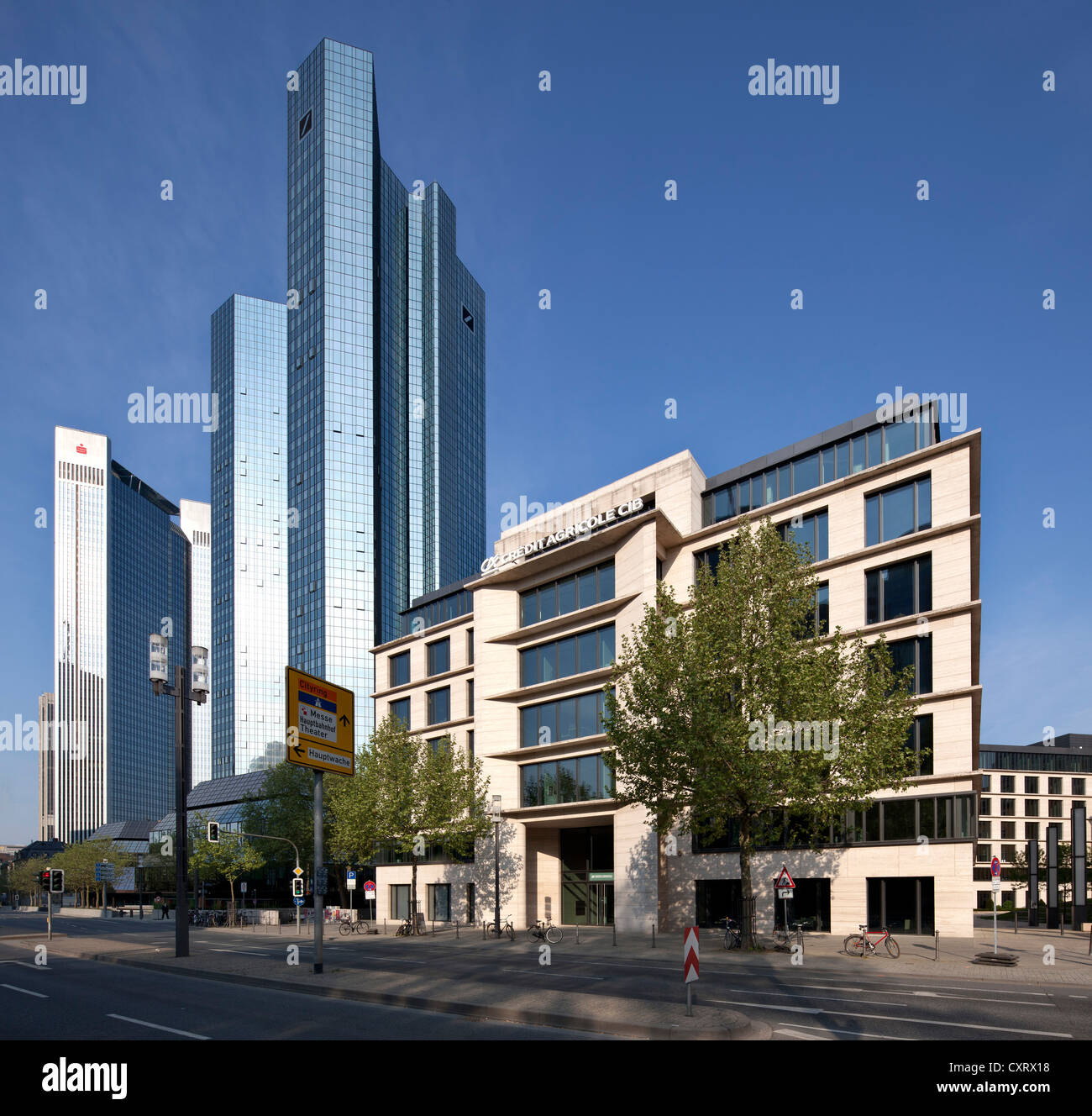 Edificio per uffici a fermata Taunusanlage, torri gemelle della Deutsche Bank, soprannominato carte di debito e di credito, Frankfurt am Main, Hesse, PublicGround Foto Stock