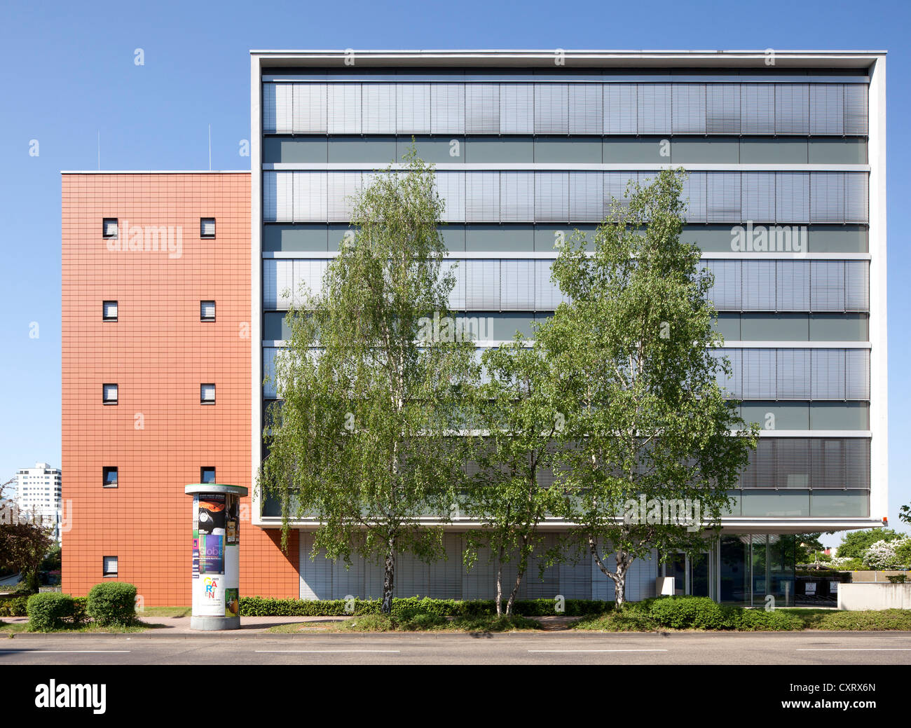 Edificio per uffici su Lyoner Strasse, Buerostadt Niederrad business park, Frankfurt am Main, Hesse, PublicGround Foto Stock