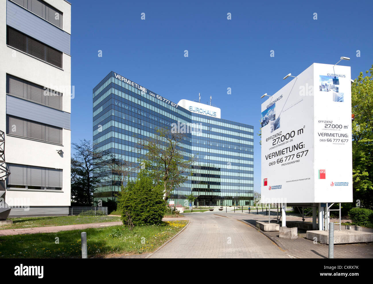 Eurohaus edificio per uffici, Buerostadt Niederrad business park, Frankfurt am Main, Hesse, Germania, Europa PublicGround Foto Stock