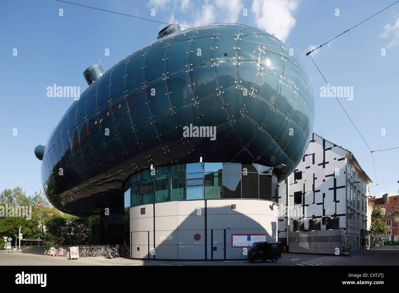 Il Kunsthaus art gallery, architettura biomorphic da Peter Cook e Colin Fournier, Graz, Stiria, Austria, Europa PublicGround Foto Stock