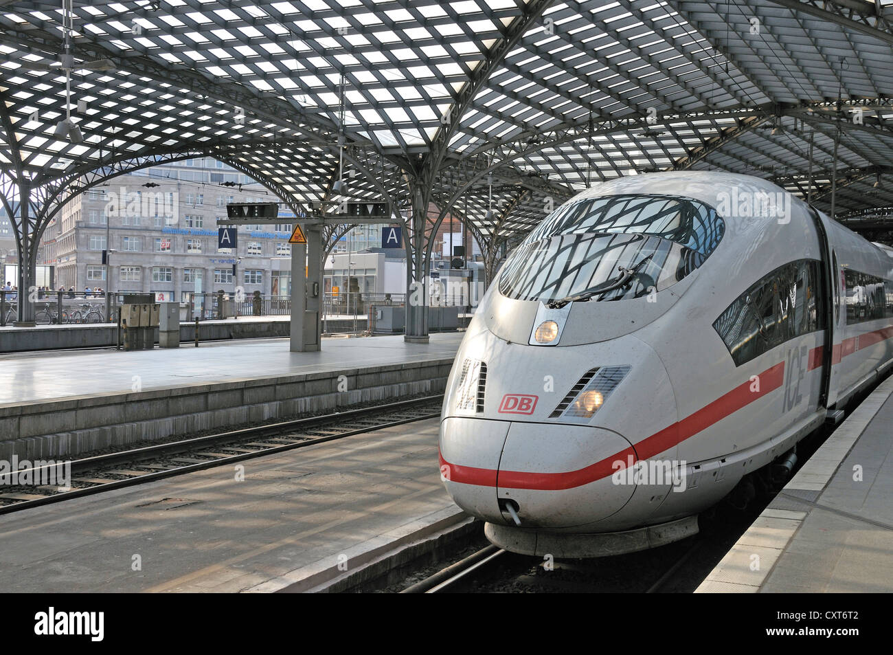 Power car di ghiaccio 3, Colonia Stazione centrale di Colonia, nella Renania settentrionale-Vestfalia, Germania, Europa Foto Stock