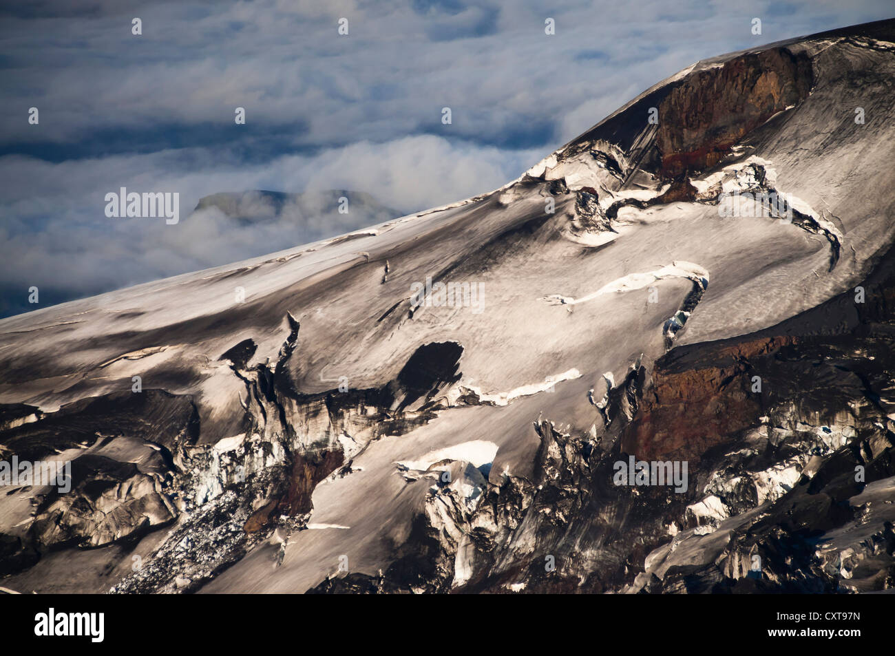Vista aerea, vulcano Eyjafjallajoekull ricoperta di neve e di ceneri, Highlands dell Islanda Islanda, Europa Foto Stock