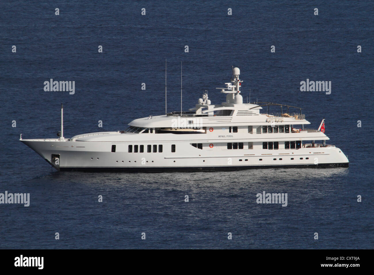 Motor Yacht, sciocco di aprile, costruito da Feadship, lunghezza 60,96 metri, costruita nel 2006, sulla Côte d'Azur, Mediterraneo, Francia Foto Stock